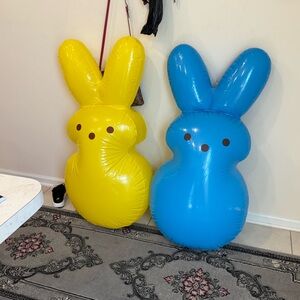 4FT Inflatable YELLOW PEEP Bunny!